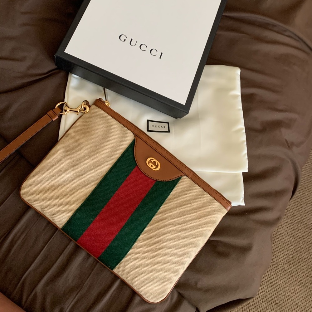 Gucci vintage cloth web clutch